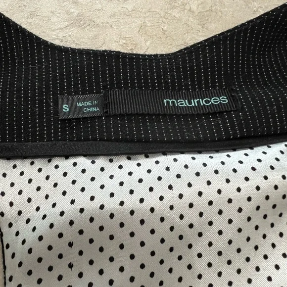 Maurice’s black pin-stripe vest - Picture 5 of 5